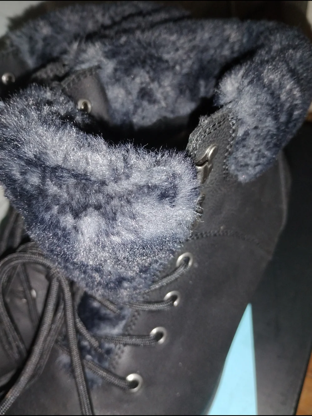 Women’s Black Faux-Fur Lined Winter Lace-Up Boots